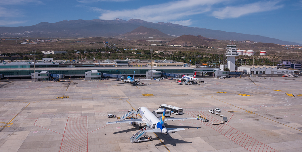 Aeropuerto Reina Sofía, Tenerife